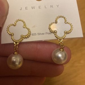 Gold clover drop pearl earrings